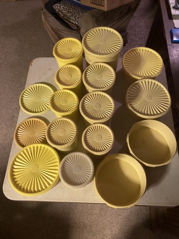 Yellow Tupperware Canister's - Nex-Tech Classifieds