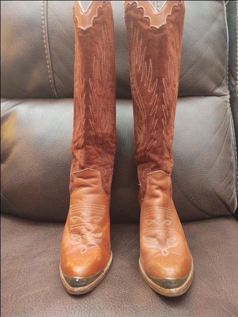 Vintage hot sale zodiac boots