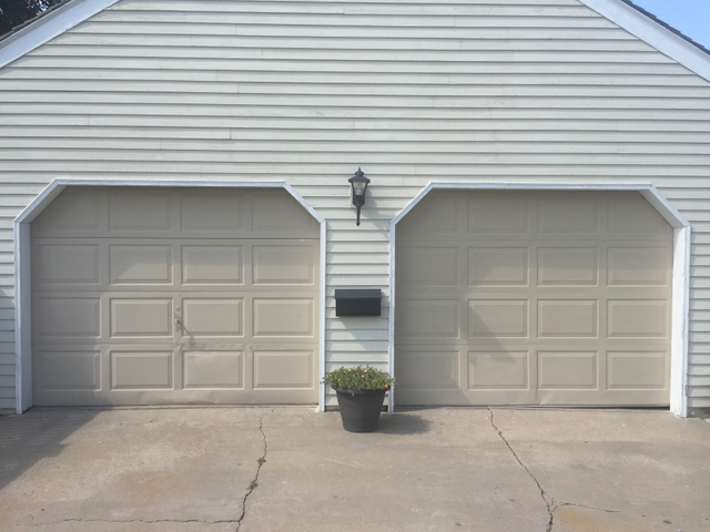 Raynor Garage Doors 9x7