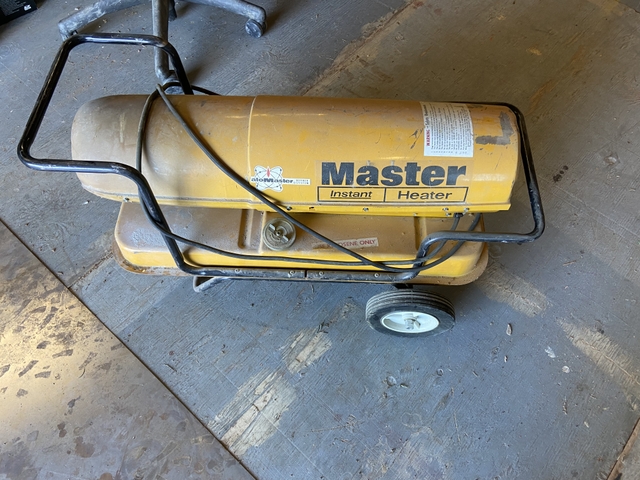 DeWalt 185,000 BTU diesel space heater - Nex-Tech Classifieds