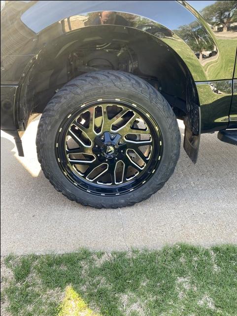 Universal six lug Fuel wheels and tires - Nex-Tech Classifieds