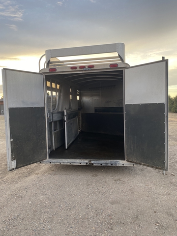 2004 4-star Horse Trailer - Nex-tech Classifieds