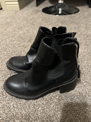 boots - Nex-Tech Classifieds