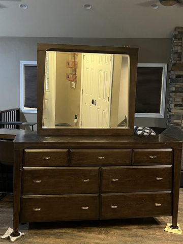 Dresser w/ Removable Mirror - Nex-Tech Classifieds