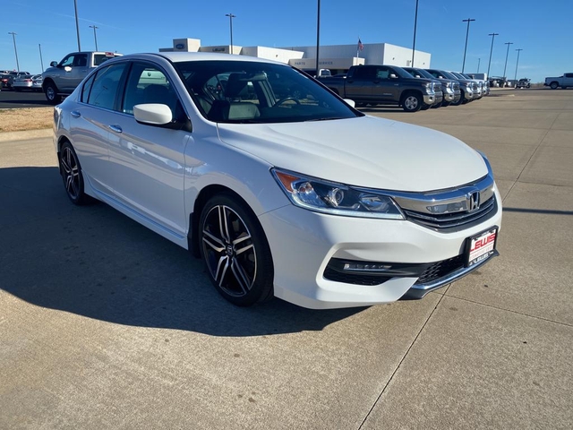 2017 HONDA ACCORD SPORT SE - Nex-Tech Classifieds