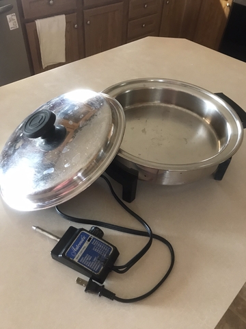 How Big Is 27906 Lifetime Electric Skillet