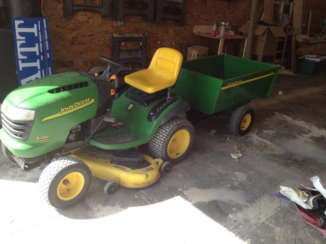 John deere best sale l120 riding mower