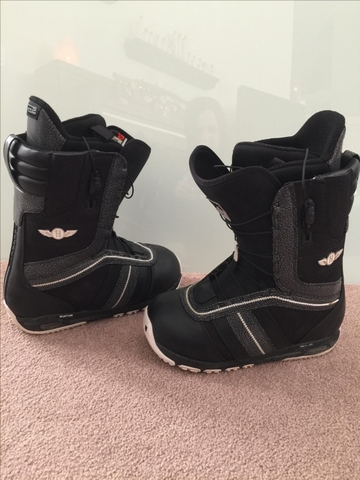 Sudden descent Mediator Christian Burton Imprint 2 Snowboard Boots - Nex-Tech Classifieds