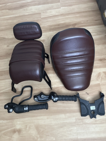 Indian scout bobber passenger store seat and pegs