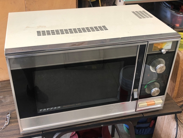 Vintage 1975 Sears Kenmore Microwave - Nex-Tech Classifieds