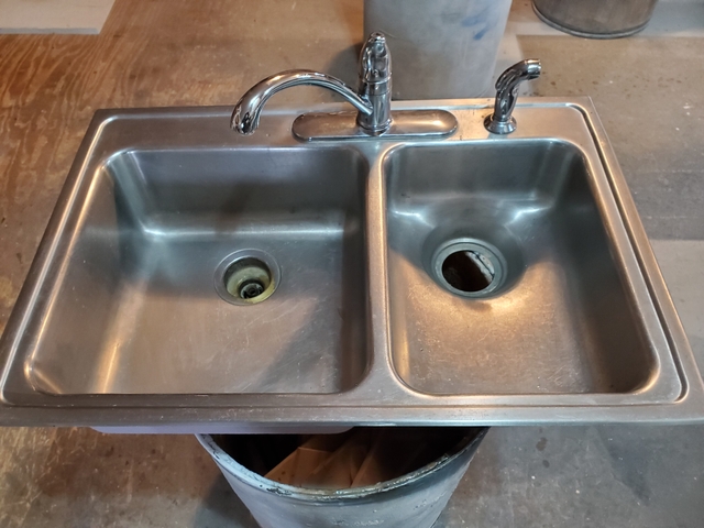 Double kitchen sink - Nex-Tech Classifieds