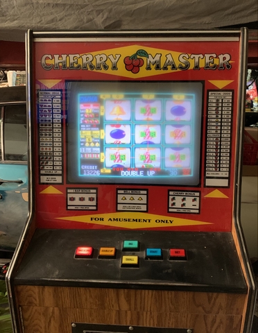 cherry master 8 line slot machine game