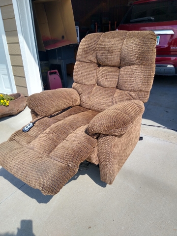 Reclining lift chair for sale - Nex-Tech Classifieds