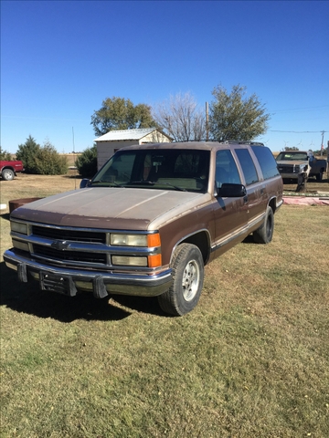 Sold 1994 Chevy Suburban 2wd 180 Xxx Miles