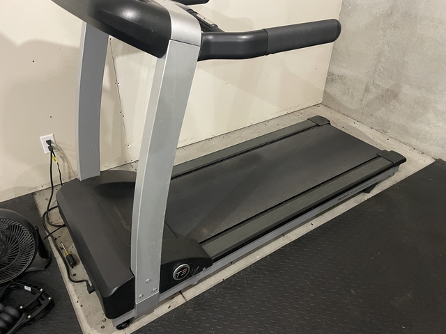 Arashigaoka Let op vreugde Life Fitness T3 Treadmill - Nex-Tech Classifieds