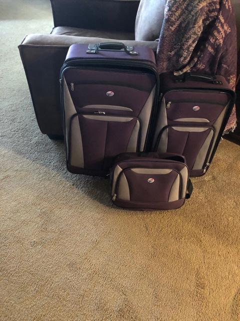 21 x 15 x 7 luggage