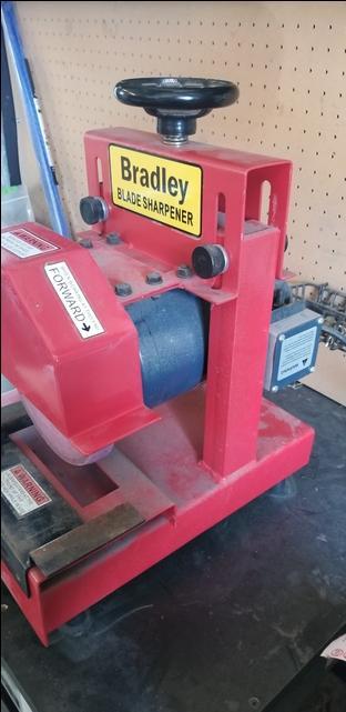 Bradley lawn best sale mower blade sharpener