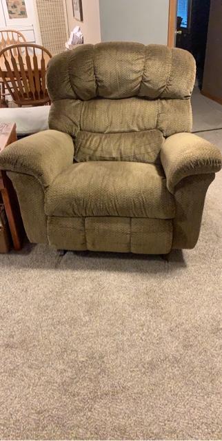 Big man lazy boy recliner Nex Tech Classifieds