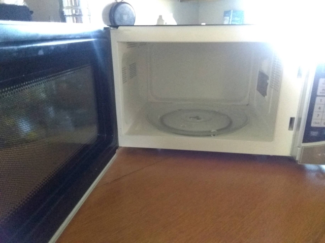 Oster microwave - Nex-Tech Classifieds