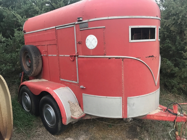 1966 Morris 2 horse Straight Load Stock Trailer - Nex-Tech Classifieds