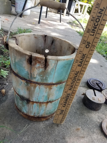 White Mountain Hand Crank and Vintage Ice Cream Bucket - Nex-Tech ...