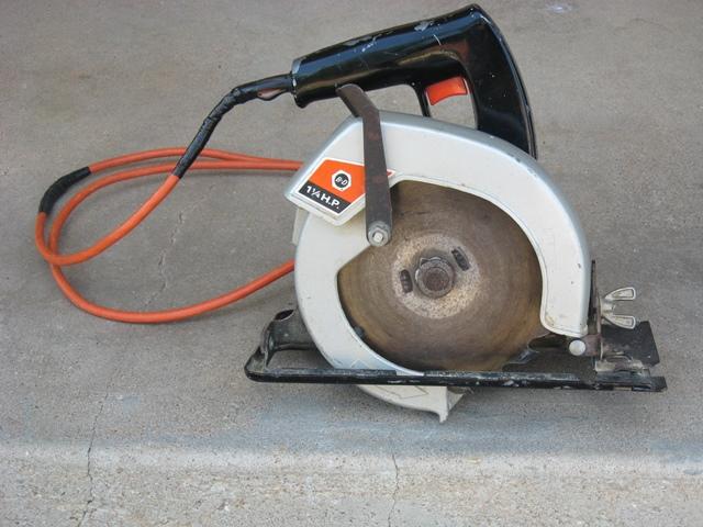 Black & Decker Circular Saw  Classifieds for Jobs, Rentals, Cars