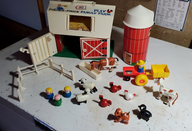 fisher price family farm 1967