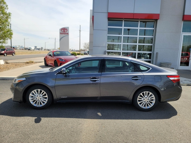 2013 Toyota Avalon XLE Hybrid in Gray - Nex-Tech Classifieds