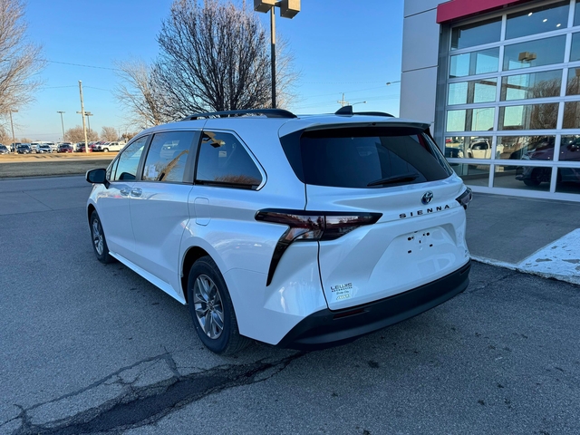 2024 Toyota Sienna XLE in Wind Chill Pearl NEW - Nex-Tech Classifieds