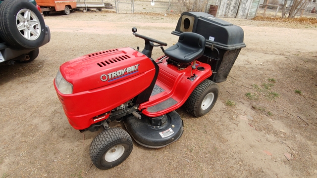 Troy bilt discount pony 42 bagger