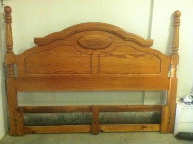 very nice solid oak king size headboard - Nex-Tech Classifieds