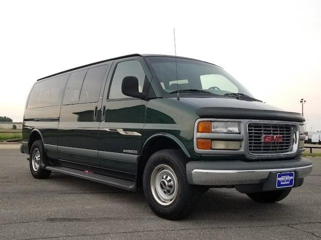 gmc 15 passenger van