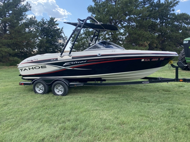 Tahoe Q7i Boat - Nex-Tech Classifieds