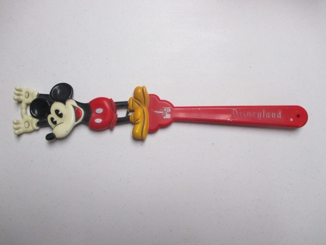 Vintage Disneyland Mickey Mouse Back Scratcher - Nex-Tech Classifieds