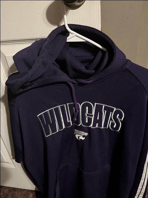 K STATE HOODIE LARGE - Nex-Tech Classifieds