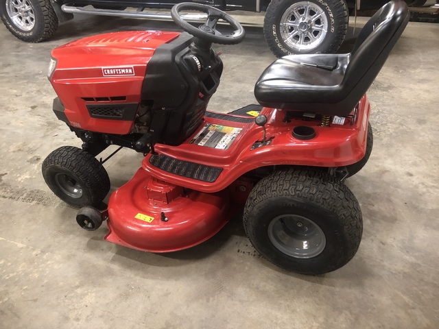 2018 craftsman deals riding lawn mower