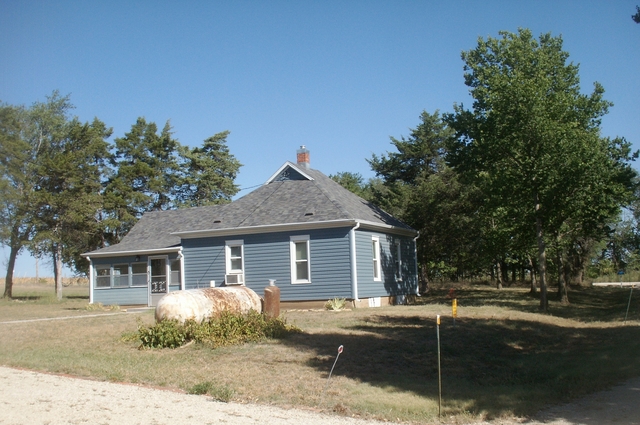 HOUSE FOR RENT RURAL SOUTHERN DICKINSON COUNTY - Nex-Tech Classifieds