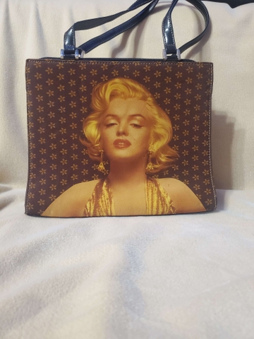 Marilyn Monroe in the City Wristlet Wallet Long Purse 