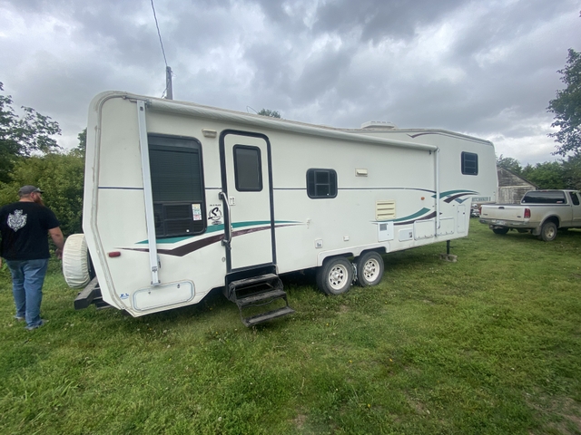 1998 Hitchhiker II Camper - Nex-Tech Classifieds