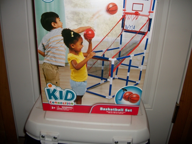 kid connection basketball set