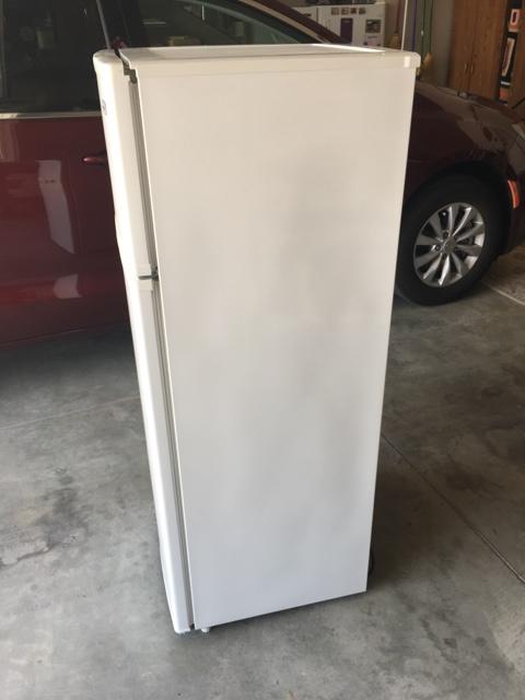 Mini fridge