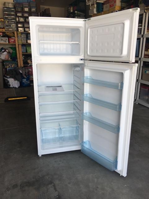 Professional Series Mini Fridge *GREAT CONDITION * - Nex-Tech Classifieds