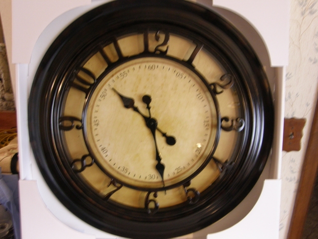 30 inch wall clock with moving gears