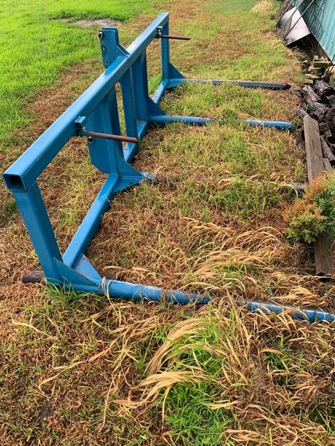 3 point 2 bale carrier - Nex-Tech Classifieds