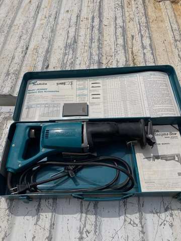 Makita reciprocating saw online jr3000v