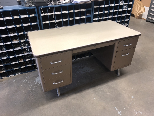 metal desk for sale