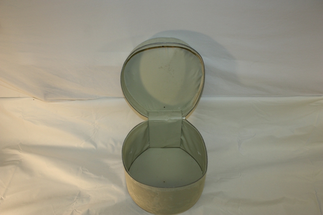 Anchor Hocking FIRE KING Yellow Medium Mixing Bowl - Nex-Tech Classifieds