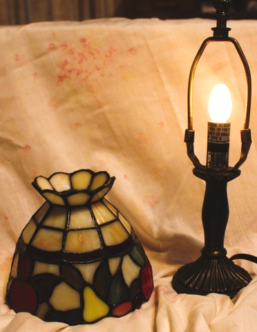 Vintage Lantern Accent Lamp