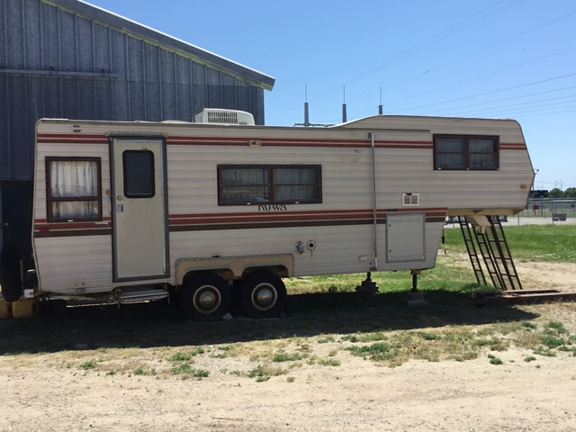 5 th wheel camper - Nex-Tech Classifieds