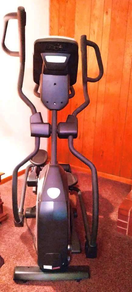 Sole e35 hotsell elliptical 2010 model